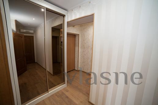 Günlük kira için 3 VIP daire, komisyon%, Chernomorsk (Illichivsk) - günlük kira için daire