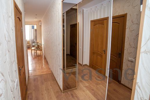 Günlük kira için 3 VIP daire, komisyon%, Chernomorsk (Illichivsk) - günlük kira için daire