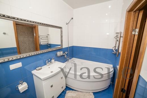 Günlük kira için 3 VIP daire, komisyon%, Chernomorsk (Illichivsk) - günlük kira için daire