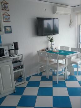 2 bedroom apartment 200m from the sea, Alushta - mieszkanie po dobowo