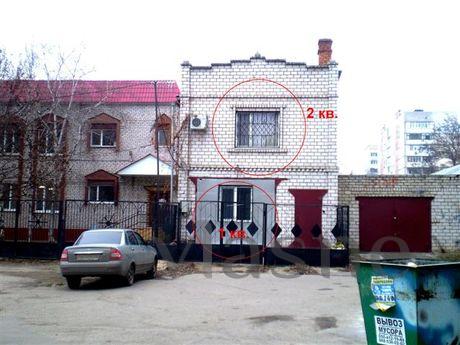 (1 - Nikolaev'in merkezinde, Lenin Bulvarı ile 82 A Chkalov 