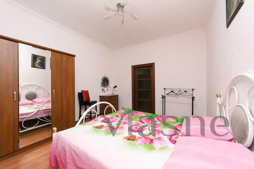 Two separate bedrooms near the metro, Kyiv - apartment by the day