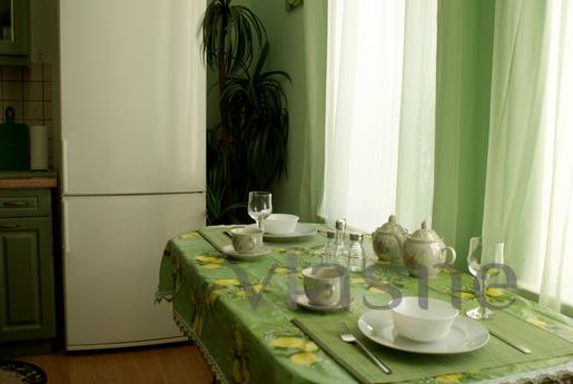 3 bedroom  apartment, Kyiv - mieszkanie po dobowo