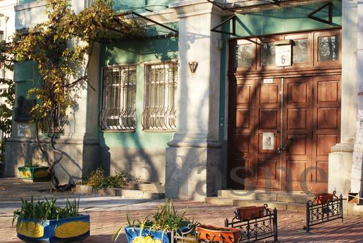 3 bedroom  apartment, Kyiv - mieszkanie po dobowo