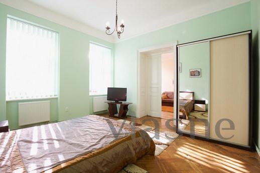 2-br. apartment near the Opera House, Lviv - mieszkanie po dobowo