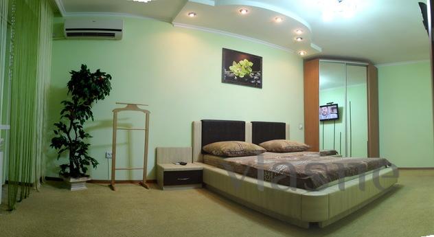 Vip apartment for you, Center, Krivoy Rog - günlük kira için daire
