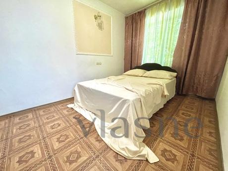 Apartment on Central Avenue, Mykolaiv - apartment by the day