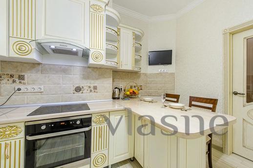 Beauty and comfort in every square meter, Dnipro (Dnipropetrovsk) - apartment by the day
