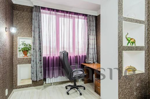 Beauty and comfort in every square meter, Dnipro (Dnipropetrovsk) - apartment by the day