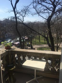 Odessa, katedral kalbinde daire, Odessa - günlük kira için daire