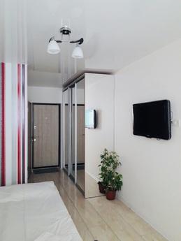 Alekseevskaya metro istasyonu yakınında, Kharkiv - günlük kira için daire