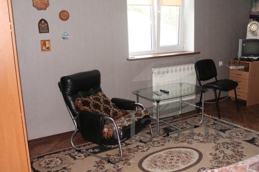 Rent 2 bedroom house Centre, Berdiansk - günlük kira için daire