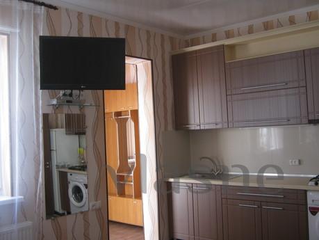 Rent 1komnatnaya house with private cour, Yevpatoriya - günlük kira için daire