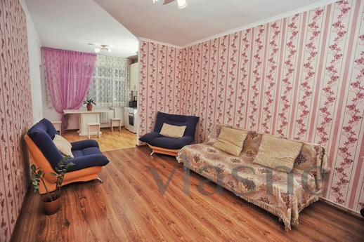 2-bedroom apartment in an elite area!, Shymkent - apartment by the day