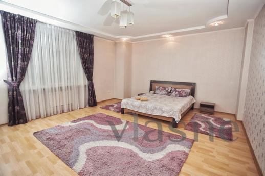 For rent 2-room clean, comfortable apartment in the city cen