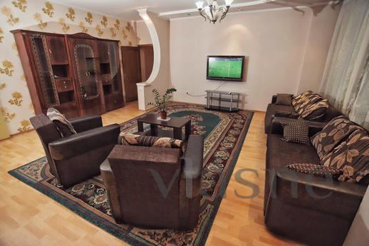 2 com. Apartment with all amenities!, Шимкент - квартира подобово