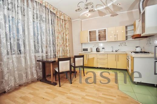 2 com. Apartment with all amenities!, Shymkent - günlük kira için daire