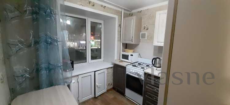 Anniversary, cozy one-room, Karaganda - apartment by the day