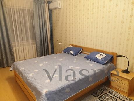 3. Slobodskaya. Çok büyük yatak., Mykolaiv - günlük kira için daire