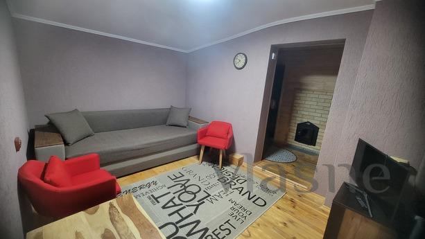 Затишний будинок, Берегово - квартира подобово