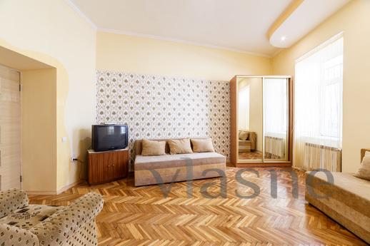 Near the center, cozy and comfortable, Lviv - mieszkanie po dobowo