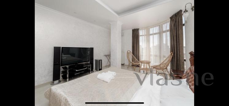 New Arcadia Sea View Apartment, Odessa - apartment by the day