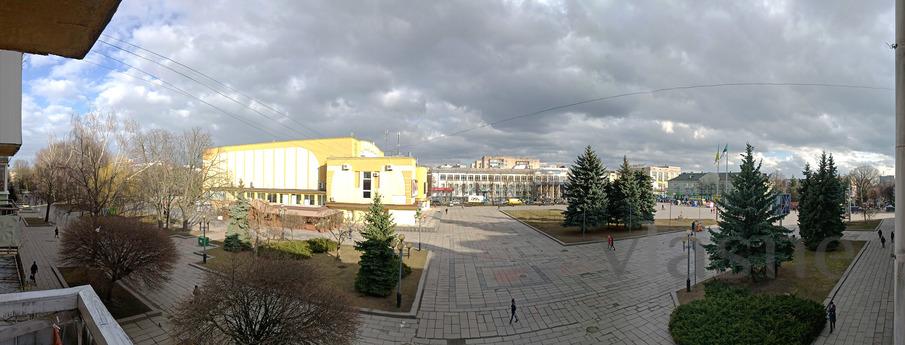 Center, Independence Boulevard, Rivne - günlük kira için daire