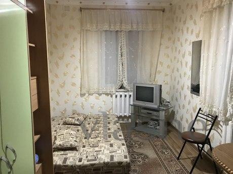 I rent rooms in my private house, Chernomorsk (Illichivsk) - günlük kira için daire