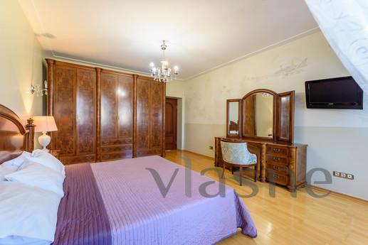 VIP apartment on Mayakovsky, Saint Petersburg - günlük kira için daire