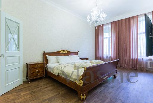 Luxury apartment with garden view, Saint Petersburg - mieszkanie po dobowo