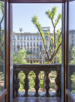 Luxury apartment with garden view, Санкт-Петербург - квартира подобово