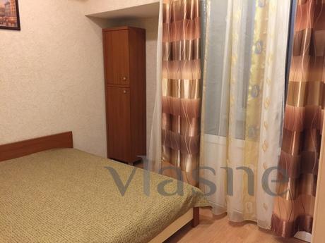 Rent cheap apartment in the center, Krivoy Rog - apartment by the day