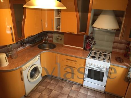 2х ком. квартира в центре Бердянска, Бердянск - квартира посуточно