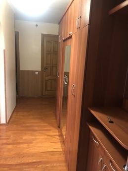 Kiralık 3 oda daire, Rivne - günlük kira için daire