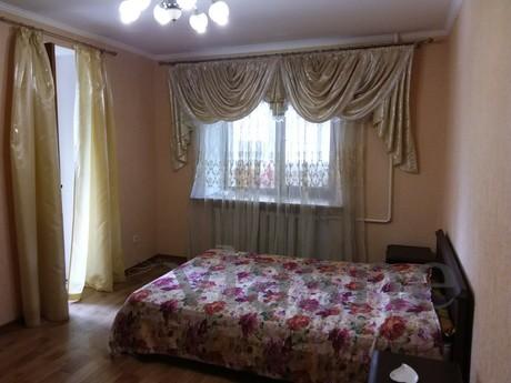 yakınında üç odalı kiralık daire, Odessa - günlük kira için daire