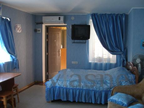 I rent in Miskhor the sea, Yalta, Crimea - 2-bedroom comfort