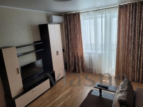 Bright apartment on Svetlaya street Arka, Odessa - apartment by the day