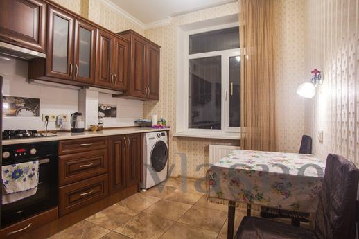 2-room apartment in the center of Odessa, Odessa - apartment by the day