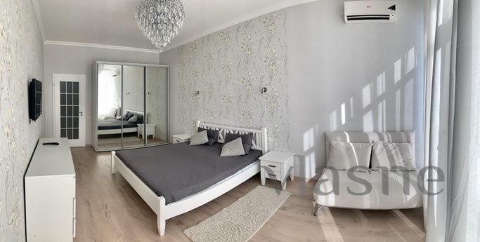 Apartment for rent in Arcadia, Odessa - apartment by the day