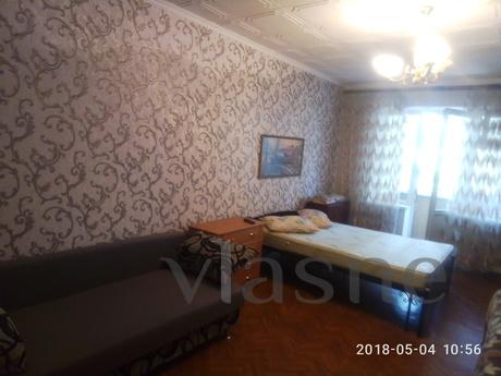 Large spacious apartment near the sea, Odessa - apartment by the day