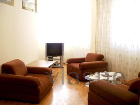 For rent for rent apartment building in downtown Baku, near 