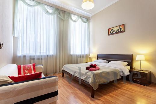 4-room apartment on Nevsky prospect 106, Saint Petersburg - günlük kira için daire