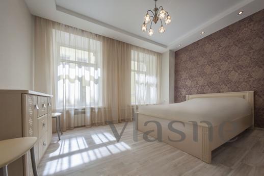 Bright cozy apartment on Povarskoy, 9, Saint Petersburg - günlük kira için daire