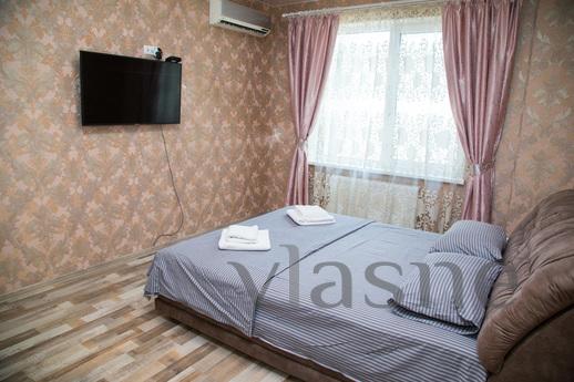 Tairova. 1 room with a loggia, new build, Odessa - günlük kira için daire