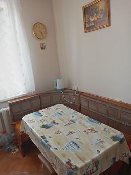 Rent an apartment in the center of Zatok, Zatoka - apartment by the day