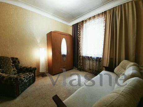 Sakin bir konumda rahat 2 yatak odalı da, Zaporizhzhia - günlük kira için daire