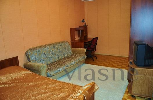 Large two-bedroom. suite in the prestigi, Vologda - günlük kira için daire