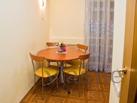 Premium apartment with views of the Volg, Volgograd - günlük kira için daire