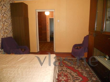 DAY, NIGHT, WATCH (1 bedroom apartment), Dzerzhinsk - apartment by the day