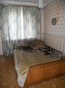 2-BR apartment for rent, Dzerzhinsk - günlük kira için daire